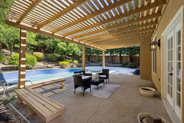 5400 Spencer Ln, Roseville, CA 95746