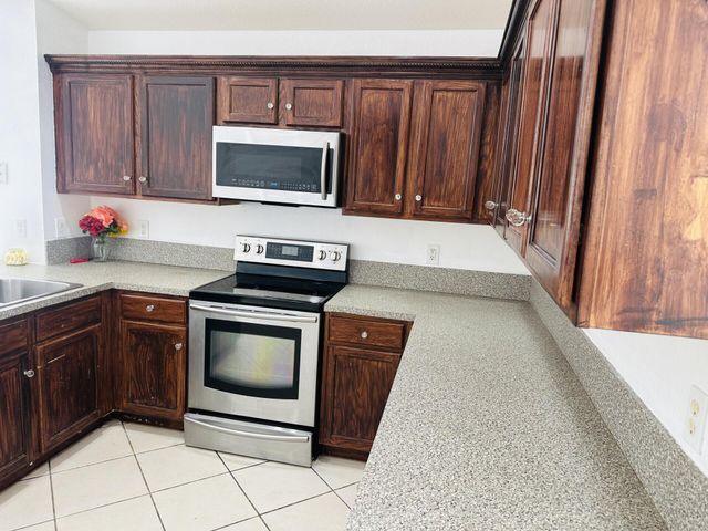 2106 Little Torch Street, Riviera Beach, FL 33407