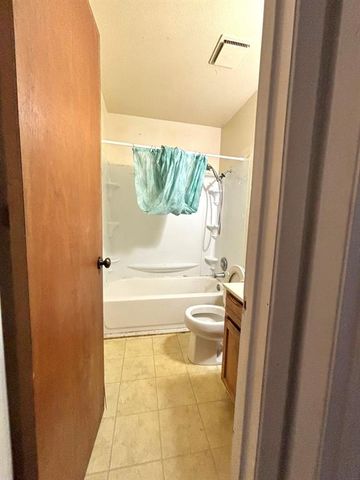 412 Bowie Street, Brazoria, TX 77486