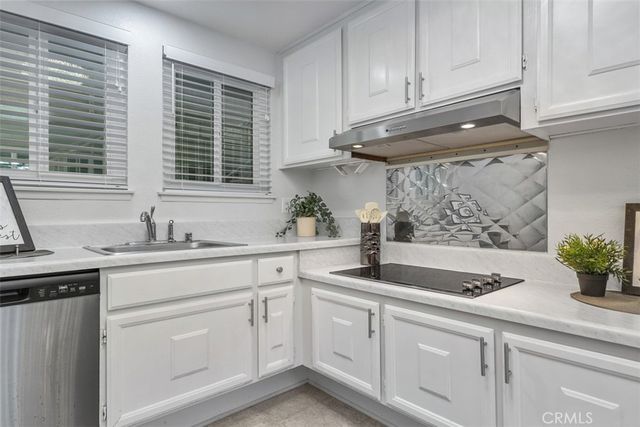 637 Avenida Sevilla C, Laguna Woods, CA 92637