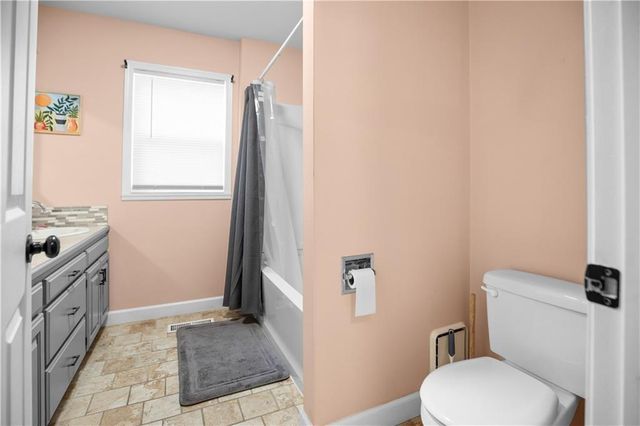 3723 Lake Trenton Drive, Trenton, MO 64683