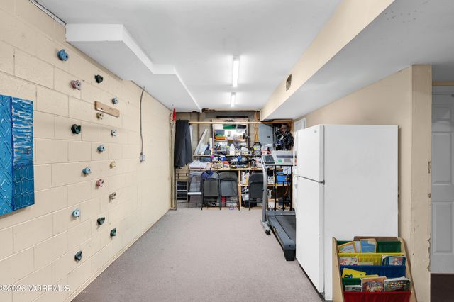 131 Forest Park Circle, Lakewood, NJ 08701
