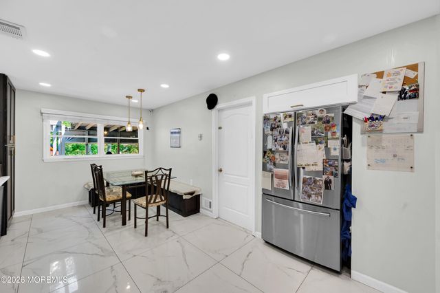 131 Forest Park Circle, Lakewood, NJ 08701