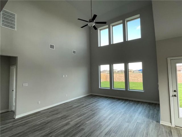 14109 Pennington LN, Manor, TX 78653