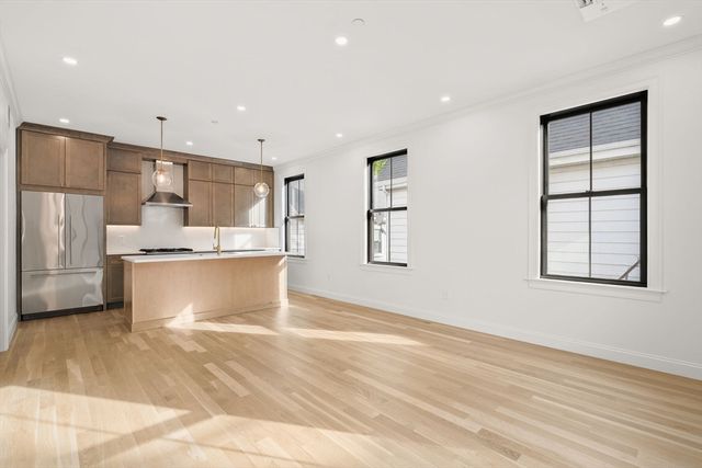 27 Shepard St 2, Boston, MA 02135