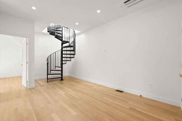 27 Shepard St 2, Boston, MA 02135