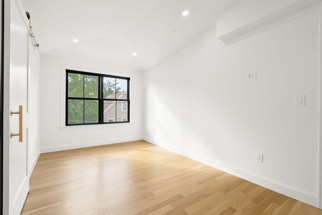27 Shepard St 2, Boston, MA 02135