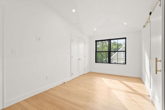 27 Shepard St 2, Boston, MA 02135