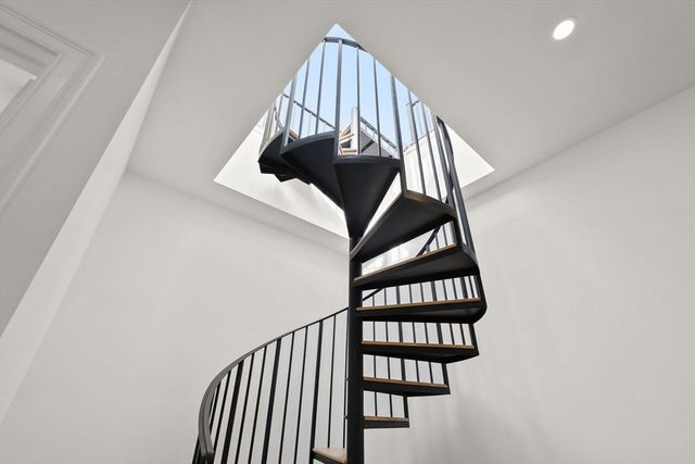 27 Shepard St 2, Boston, MA 02135