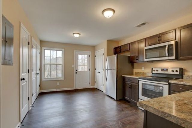 250 Fairview Lane Unit D, Clarksville, TN 37040