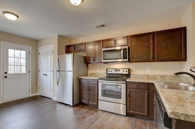250 Fairview Lane Unit D, Clarksville, TN 37040