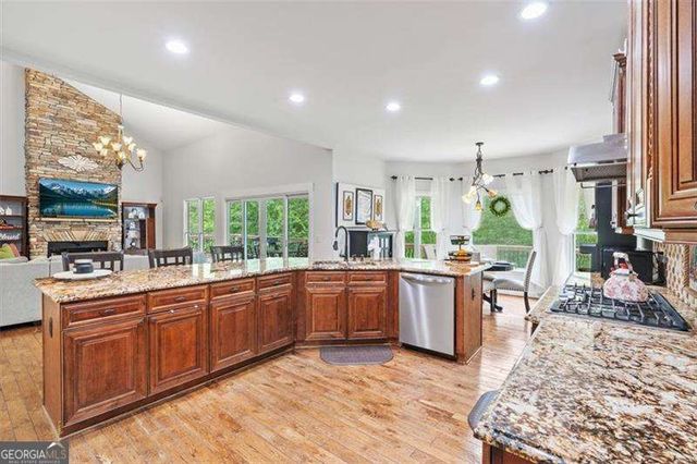 663 Transart Parkway, Canton, GA 30114
