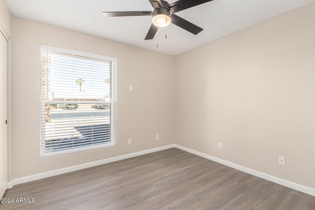 3209 E ENID Avenue, Mesa, AZ 85204