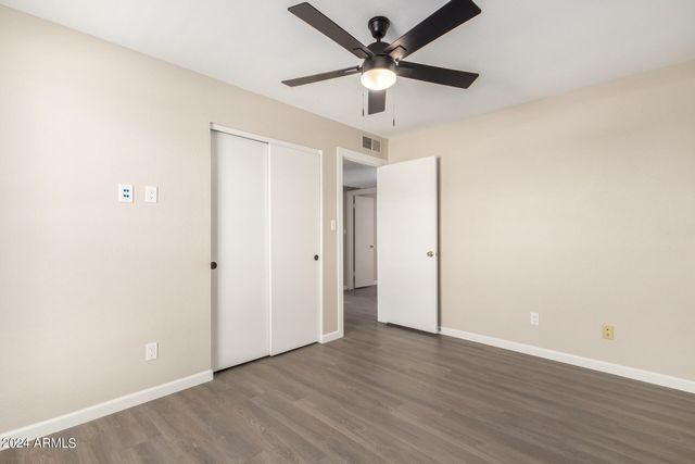 3209 E ENID Avenue, Mesa, AZ 85204