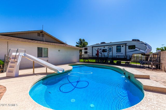 3209 E ENID Avenue, Mesa, AZ 85204