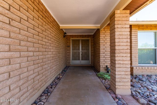 3209 E ENID Avenue, Mesa, AZ 85204