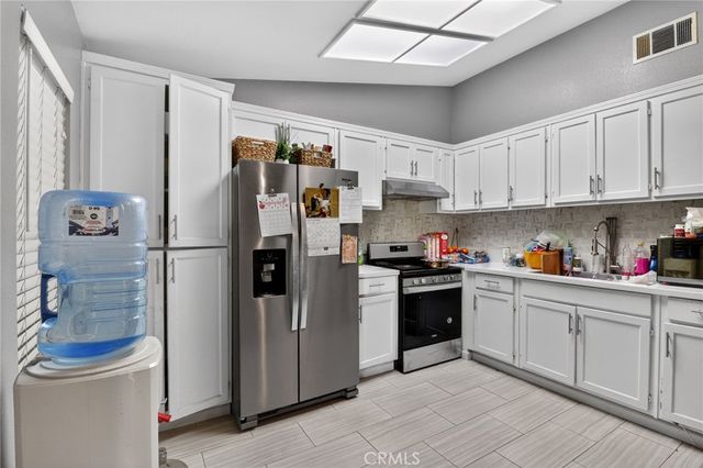 11184 Villa, Adelanto, CA 92301