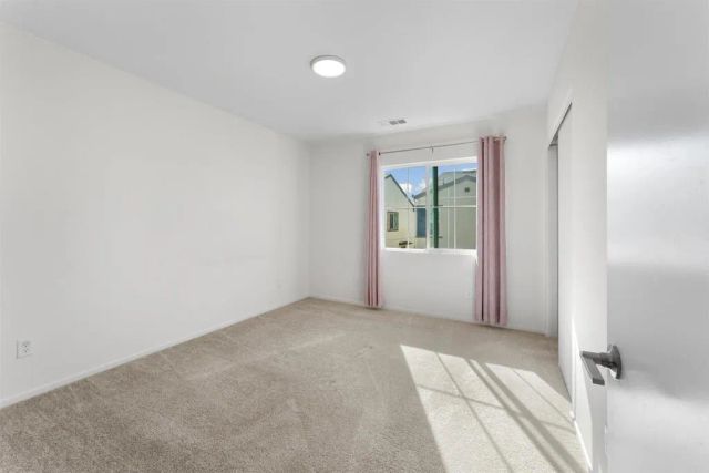 212 Perennial Pl, Fallbrook, CA 92028