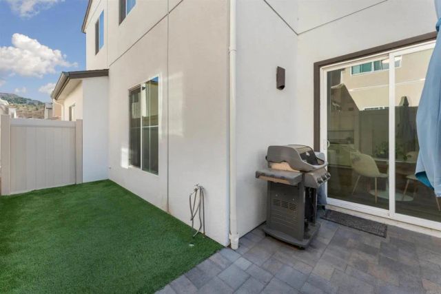 212 Perennial Pl, Fallbrook, CA 92028