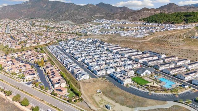 212 Perennial Pl, Fallbrook, CA 92028