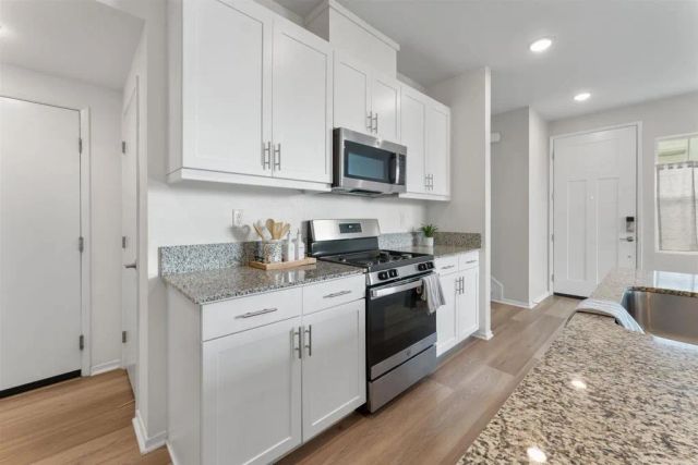 212 Perennial Pl, Fallbrook, CA 92028