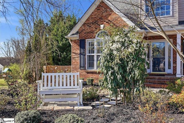 832 Brielle Court, Simpsonville, SC 29681