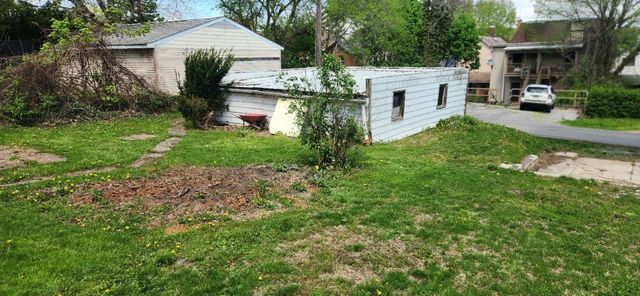 716 Park Avenue, Ellwood City, PA 16117