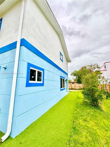 932 NW 2nd St, Fort Lauderdale, FL 33311