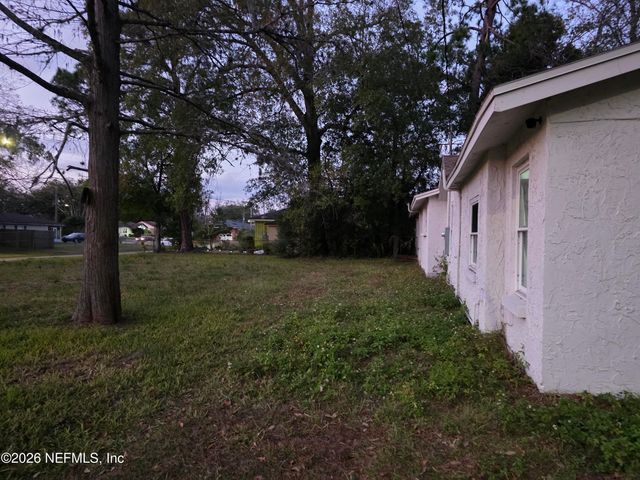 1949 W 6TH Street, Jacksonville, FL 32209