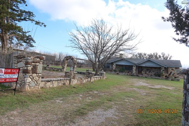 733 HOMESTEAD LANE, Wichita Falls, TX 76305