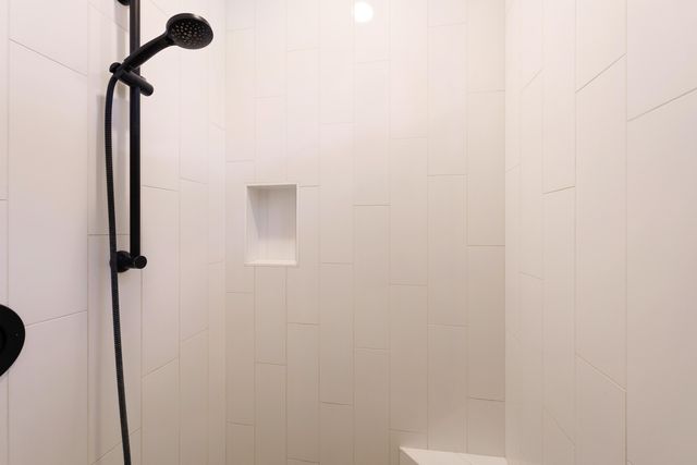 2424 NW Crossing Drive, Bend, OR 97703