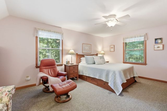 11 Stephanie Cir, Springfield, MA 01129