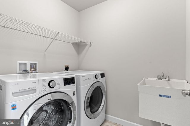 140 SAGE BLVD, Middletown, PA 17057