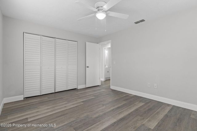 7335 Blackbird Avenue, Weeki Wachee, FL 34613