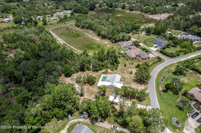 7335 Blackbird Avenue, Weeki Wachee, FL 34613