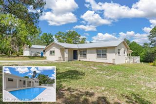 7335 Blackbird Avenue, Weeki Wachee, FL 34613
