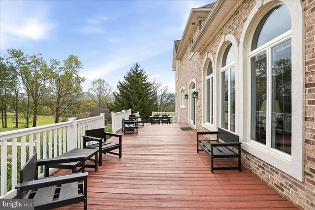 50 COTTAGE DR, Luray, VA 22835