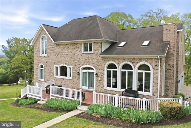 50 COTTAGE DR, Luray, VA 22835
