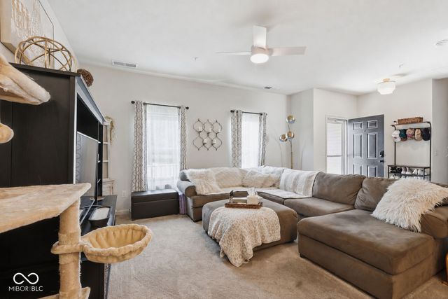 12075 Scoria Drive 900, Fishers, IN 46038