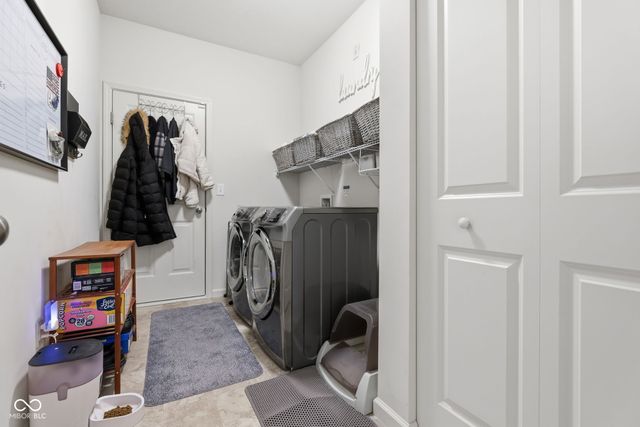 12075 Scoria Drive 900, Fishers, IN 46038