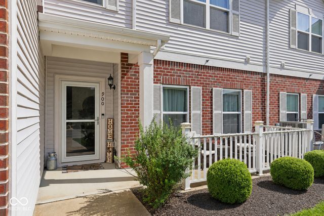 12075 Scoria Drive 900, Fishers, IN 46038
