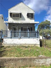 900 Hillsboro, Sheraden, PA 15204