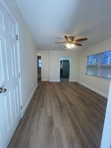 304 N Tamarind Avenue, West Palm Beach, FL 33401