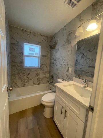 304 N Tamarind Avenue, West Palm Beach, FL 33401