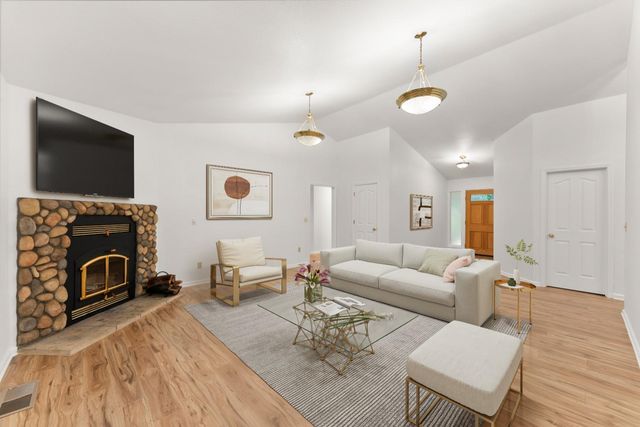 7017 Blackhawk Ln, Foresthill, CA 95631