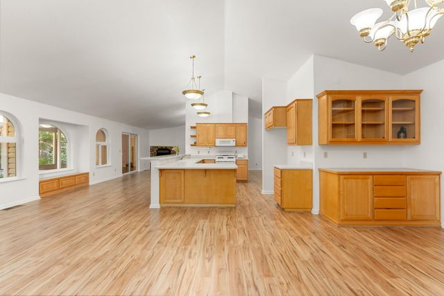 7017 Blackhawk Ln, Foresthill, CA 95631