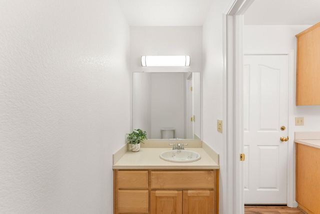 7017 Blackhawk Ln, Foresthill, CA 95631