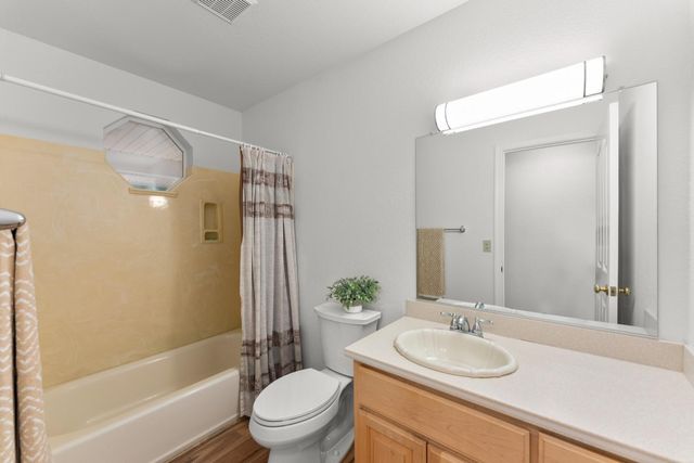 7017 Blackhawk Ln, Foresthill, CA 95631