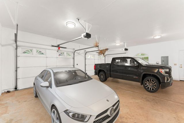 7017 Blackhawk Ln, Foresthill, CA 95631
