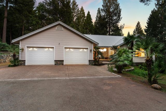 7017 Blackhawk Ln, Foresthill, CA 95631